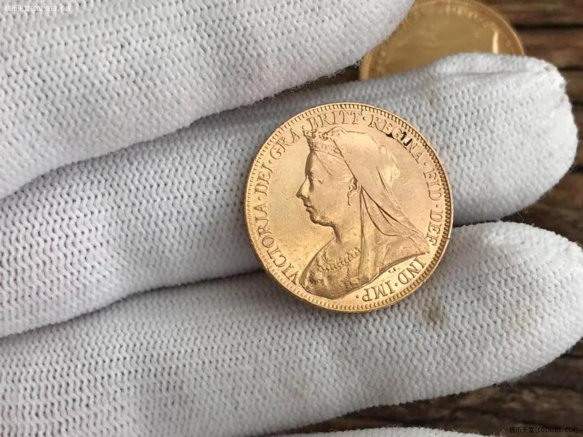 金币英国1901年维多利亚女王披纱马剑老索维林8克917