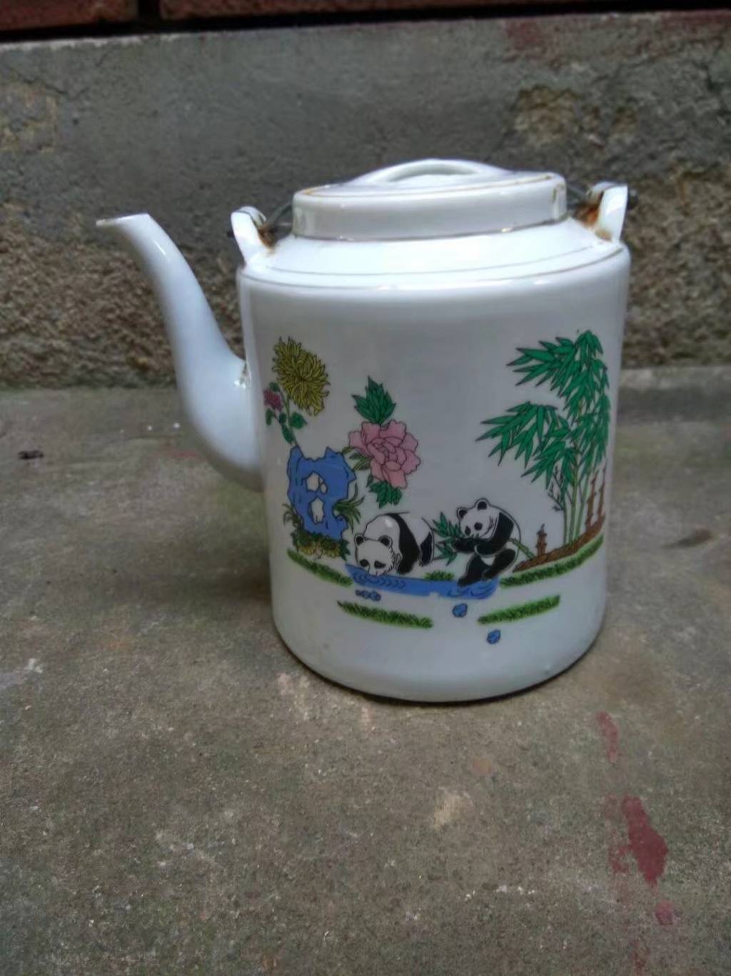 60年代景德镇瓷器茶壶图片