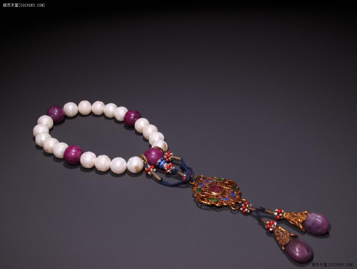 清雕团寿纹珍珠十八子手持