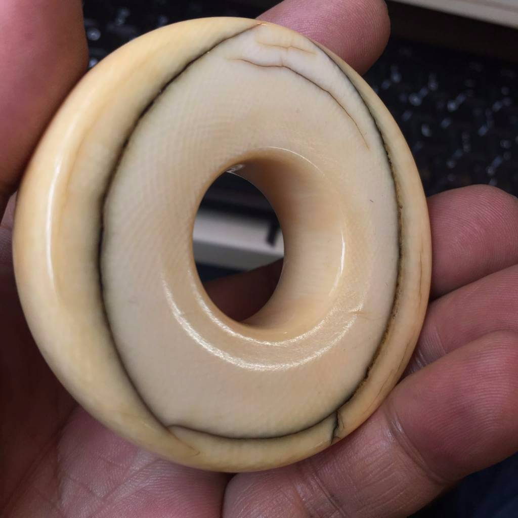 玉化了的猛犸牙老圈圈