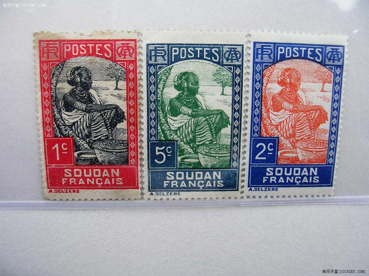苏丹妇女.三枚新.
