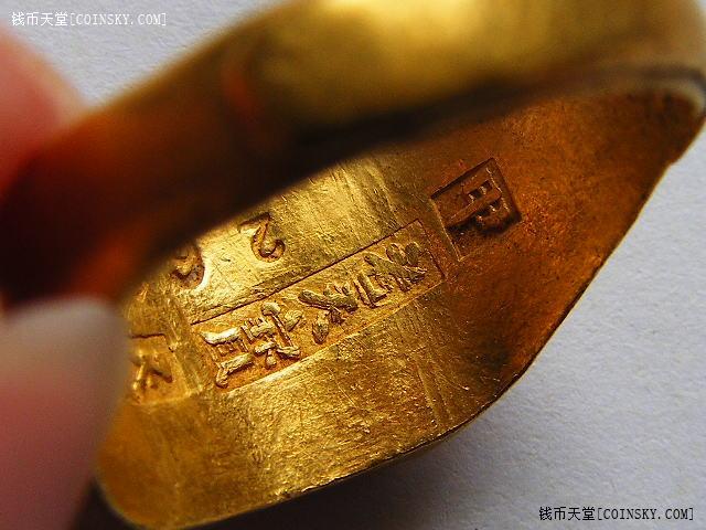 清末民国 甲 老天宝 天 足赤 261 花卉纹金戒指7.93克 好