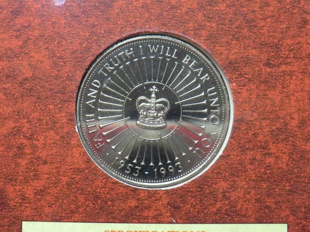 原册装英国1993年5英镑女王加冕40周年克朗币