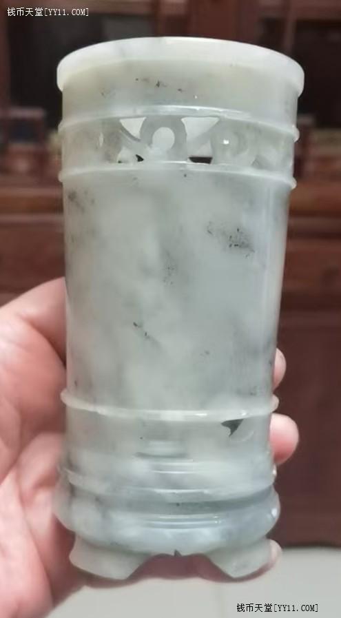 艺拍天堂·交易区详情·一个玉石雕刻笔筒