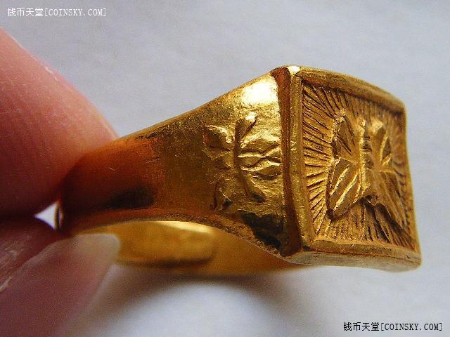 清末民国老天宝天足赤290蝴蝶高浮雕金戒指9克少见
