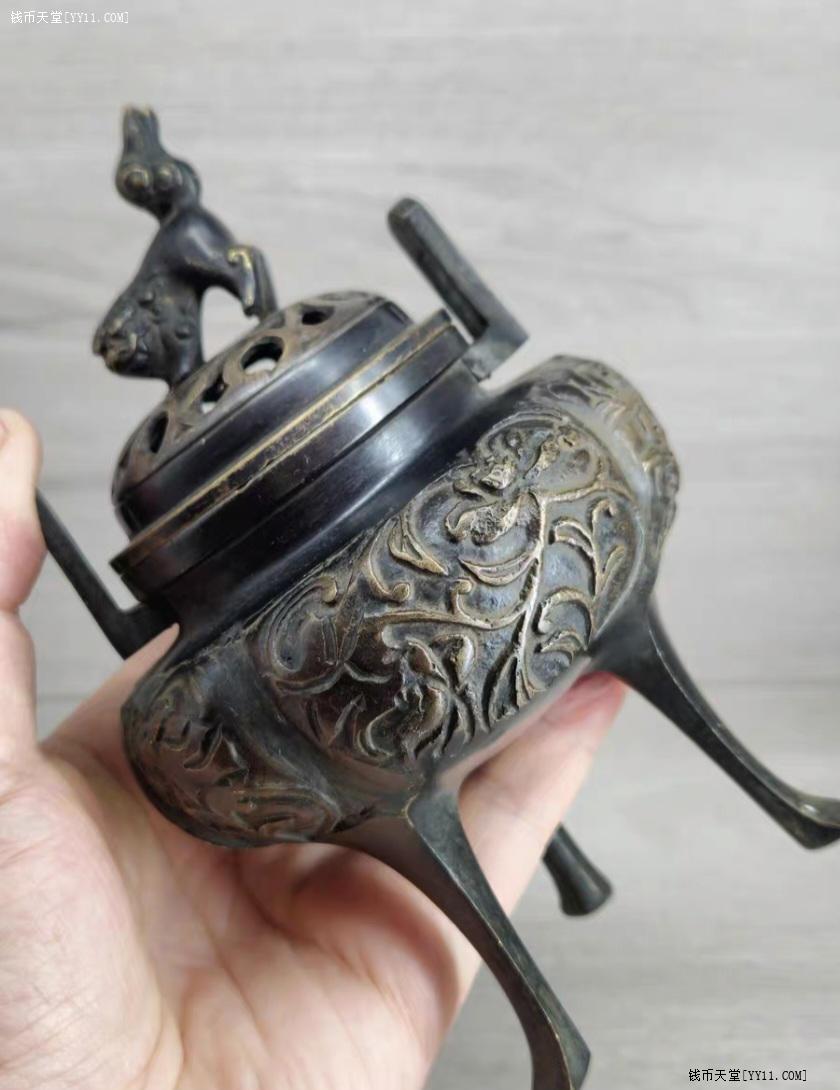 艺拍天堂·交易区详情·三高足狮子盖高浮雕冲天耳铜香炉 艺拍天堂·交易区详情·三高足狮子盖高浮雕冲天耳铜香炉