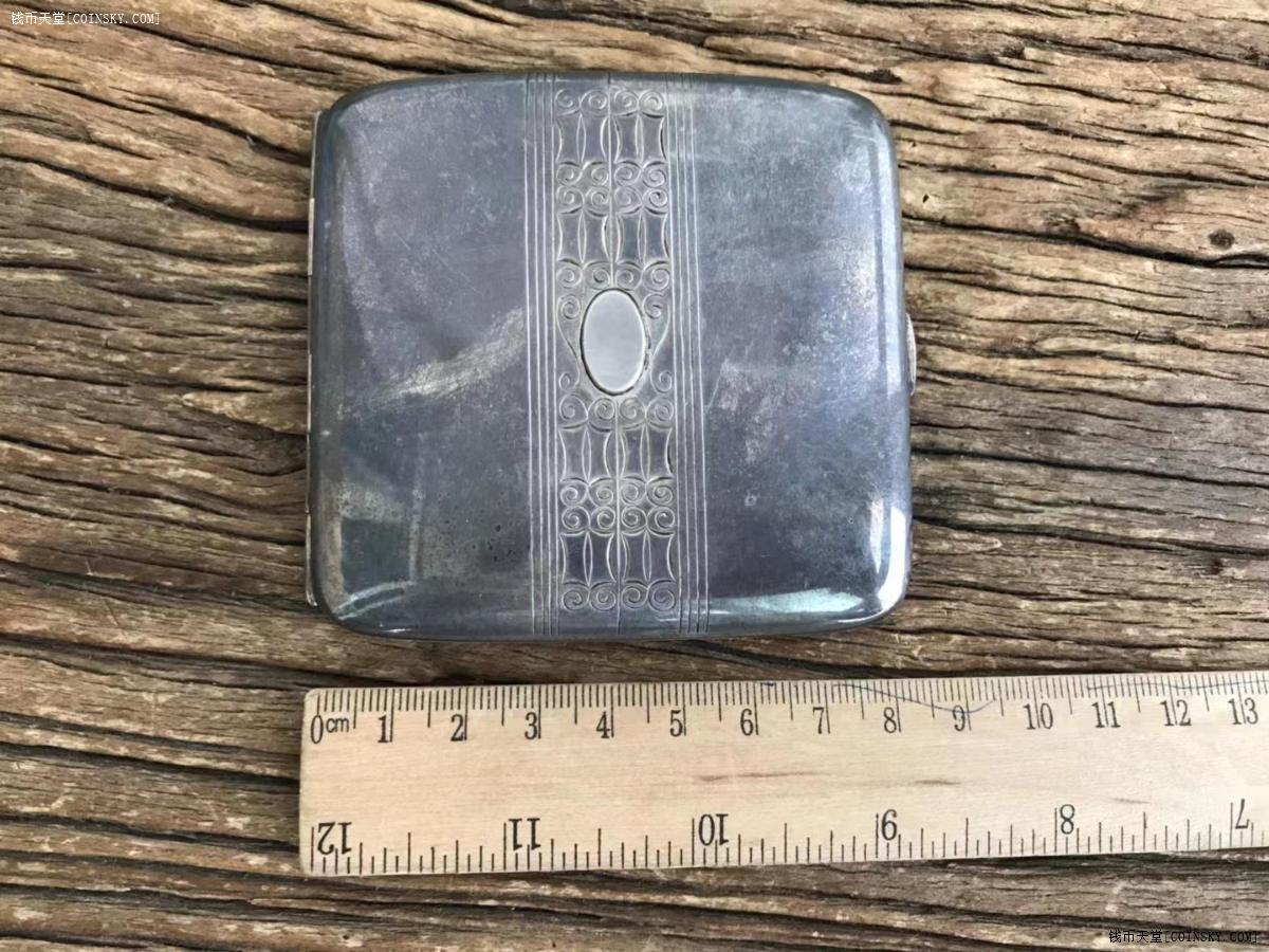 没有过滤嘴,也可当名片盒盒面雕刻唐草纹也叫卷草纹日本纯银烟盒～长