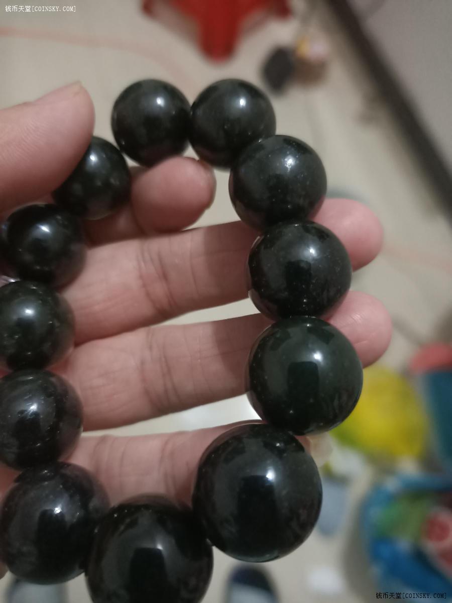 109克新疆和田玉手串黑青料1.