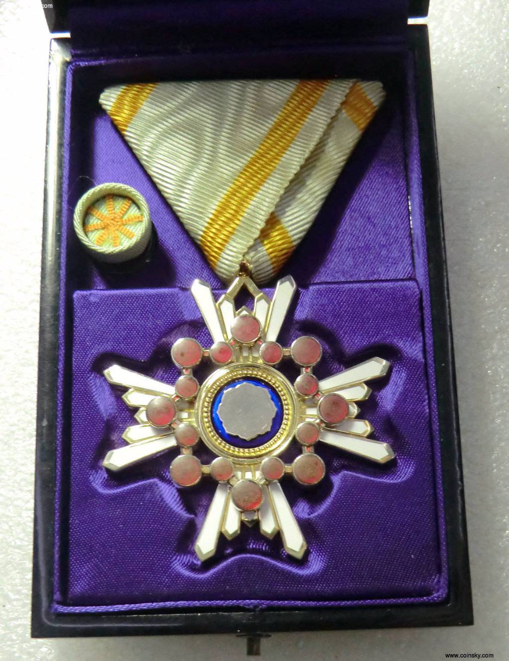 原盒极美新五等日本瑞宝银勋章带略章