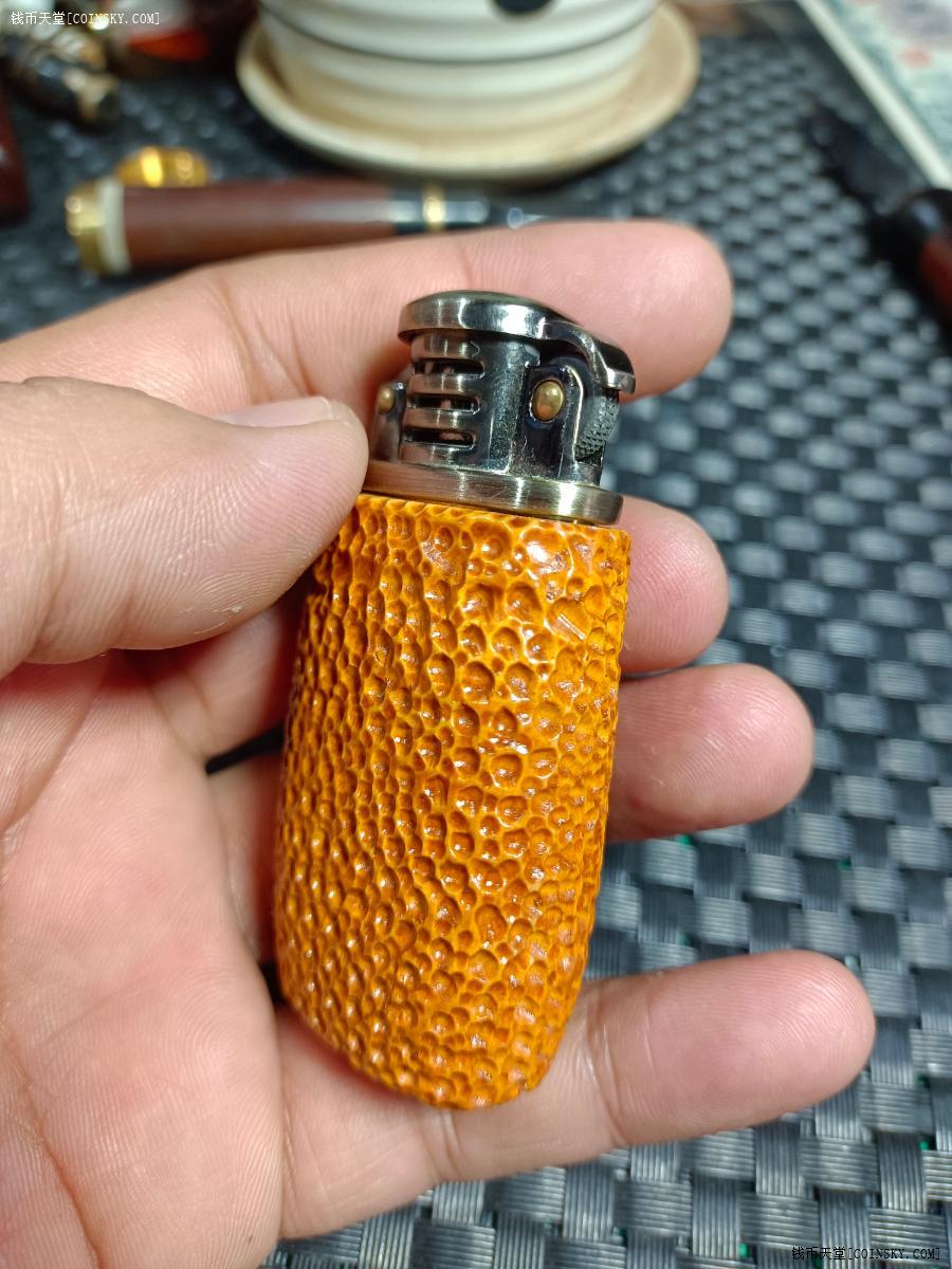 钱币天堂·交易区详情·黄杨木煤油打火机一个