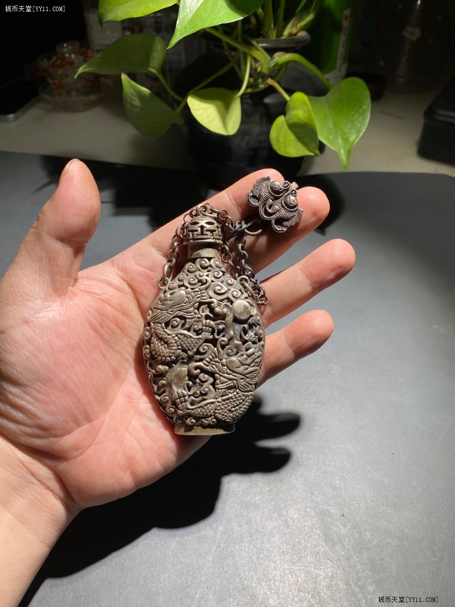 艺拍天堂·交易区详情·精品清代龙纹镂空银鼻烟壶