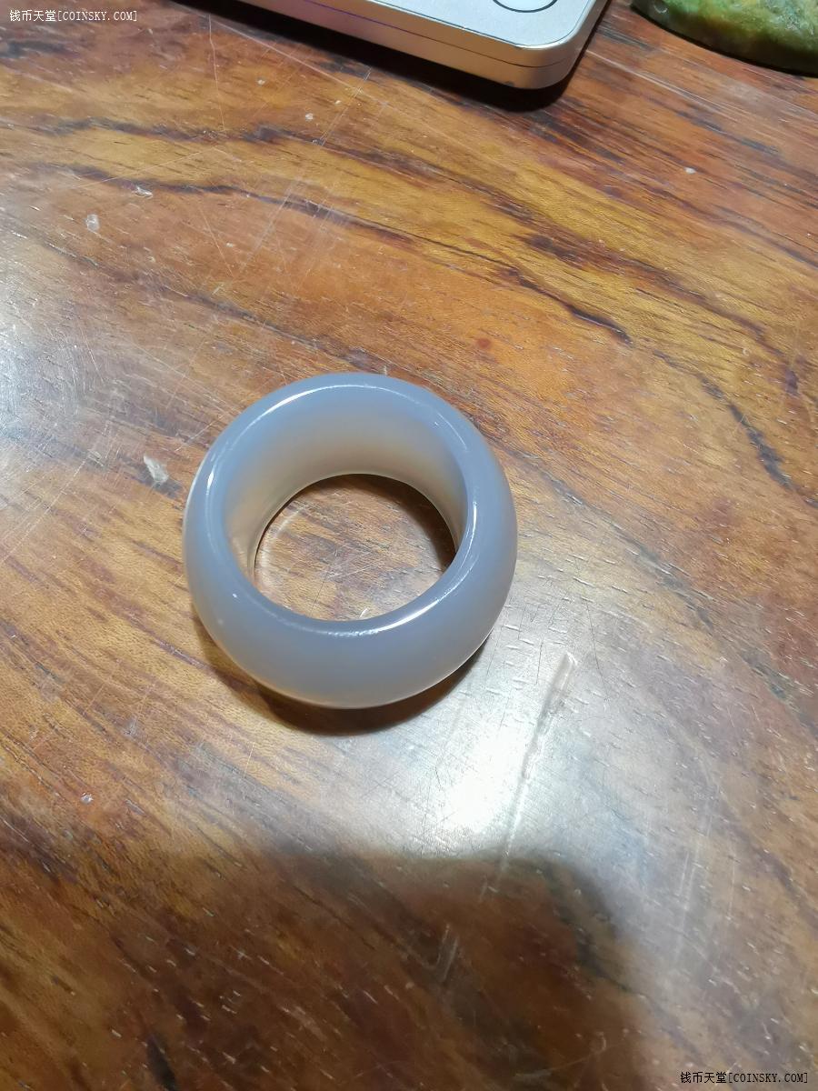 钱币天堂·交易区详情·精美玉髓扳指一个